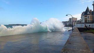 les grandes marées Saint-Malo mars 2023 belles vagues