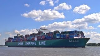 Largest Container Ship in the world / Schulauer Faehrhaus