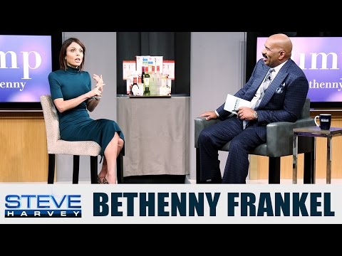 Видео: Bethenny Frankel только что составил 25 миллионов долларов