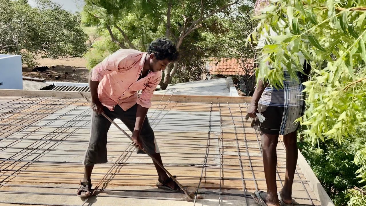 Roof bar techniques _fantastic house roof bar installation and stair