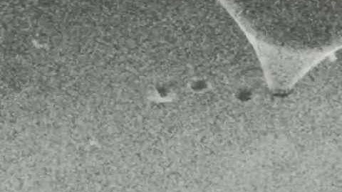 Nanoindentation inside a SEM/FIB