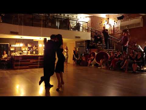 Sebastián Alzogaray y Elvira Lambo - Te aconsejo que me olvides 3/3