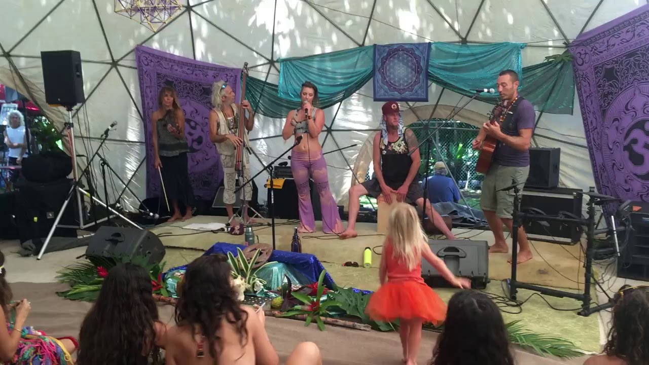 The Heartifact @ Maui Earth Day 2016 -"Water Prayer"