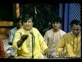 Jhoom barabar, the all time hit Aziz Naza live at Canada, very rare video Mp3 Song