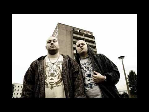 Hammer und Zirkel - MC Charakterlos (Rap Remix Ver...