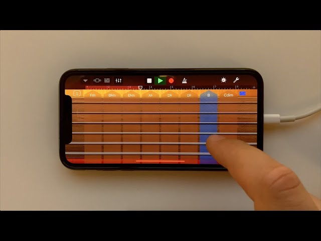 Guns N' Roses - Sweet Child O' Mine on iPhone (GarageBand) class=