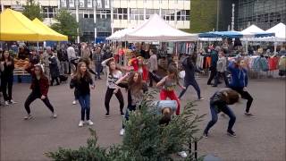 SJB-Genk Dans Flashmob  centrum markt