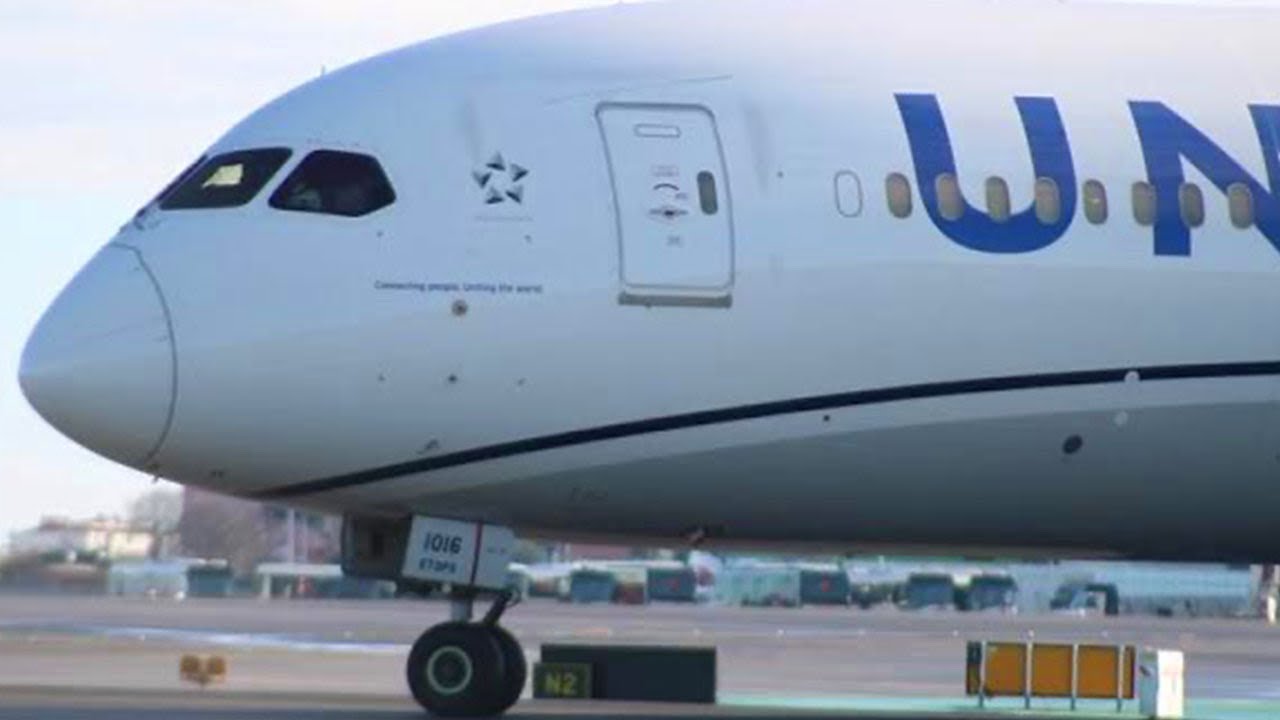 5+minutes of the B777&787 (all series)