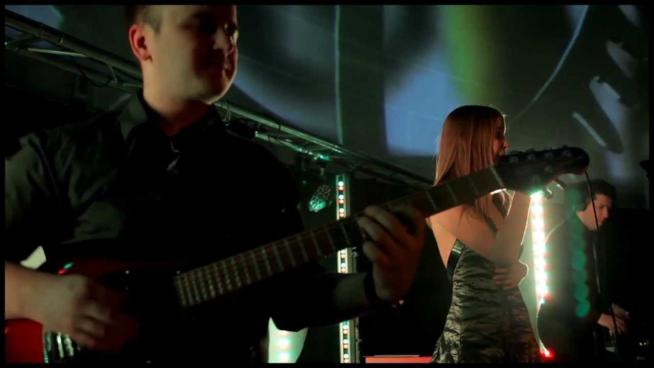 Watch BIN-JIP - "8 Days" (Live at Planetarium with Glowing Bulbs) on YouTube Watch BIN-JIP - "8 Days" (Live at Planetarium with Glowing Bulbs) on YouTube