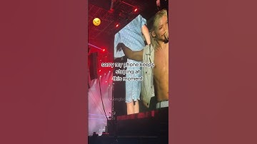it’s some sort of yongbok glitch 😜 #felix #yongbok #straykids #stay #lollapalooza