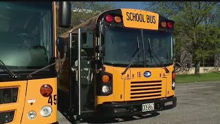 Boardman 8th grader honors bus drivers with personal cards