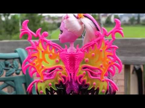 monster high freaky fusion bonita femur