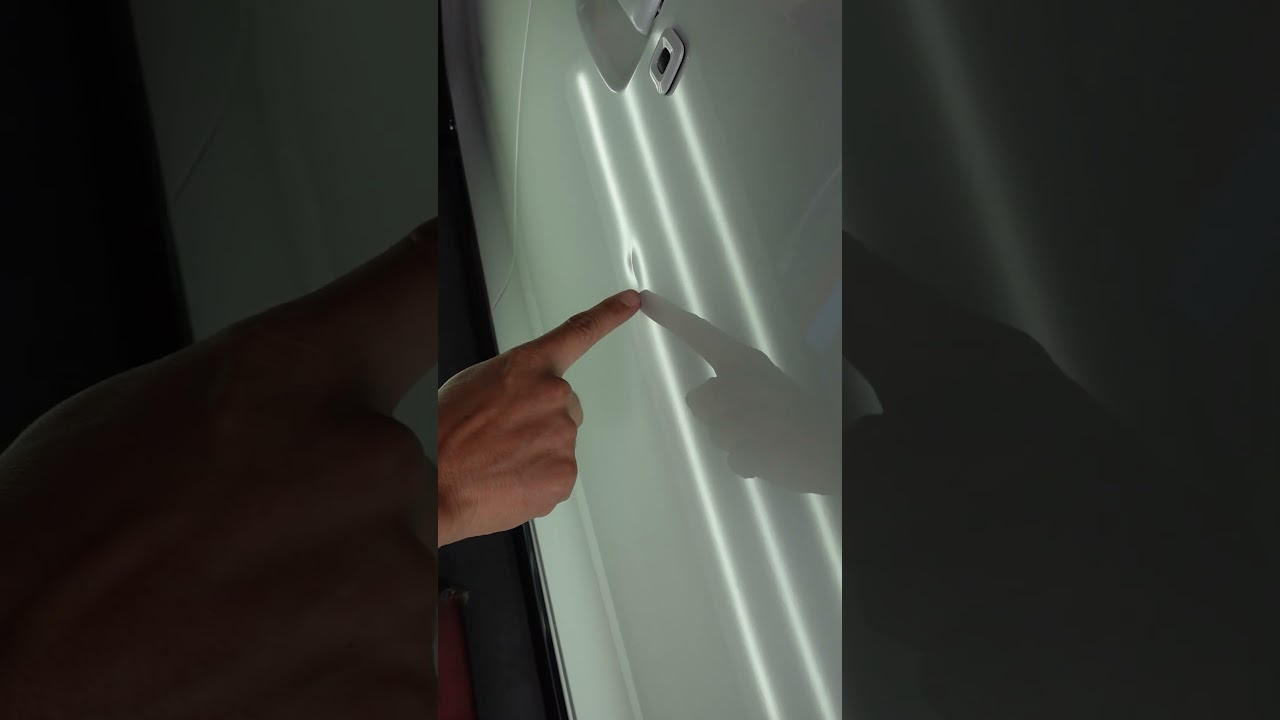 アルト運転席ドアの凹み修理をデントリペア