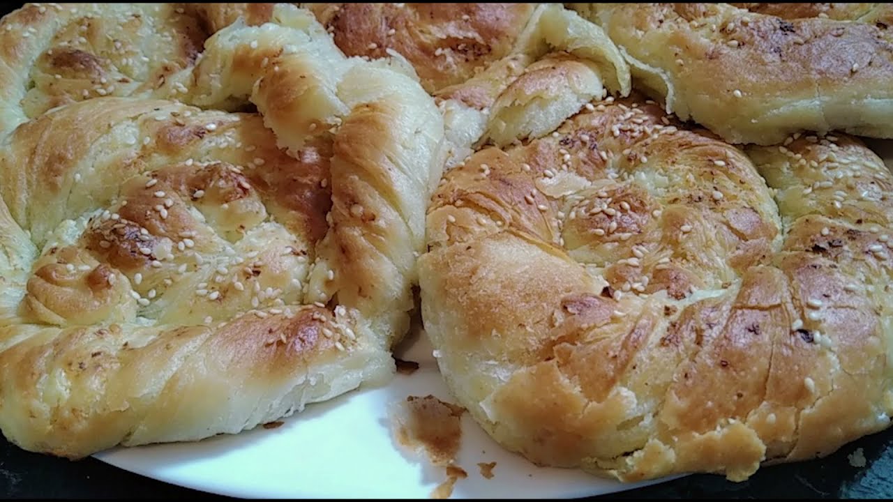 Pita 🤗🥐🥐فطائر معمرة بالجبنة اللذيذه 🤗