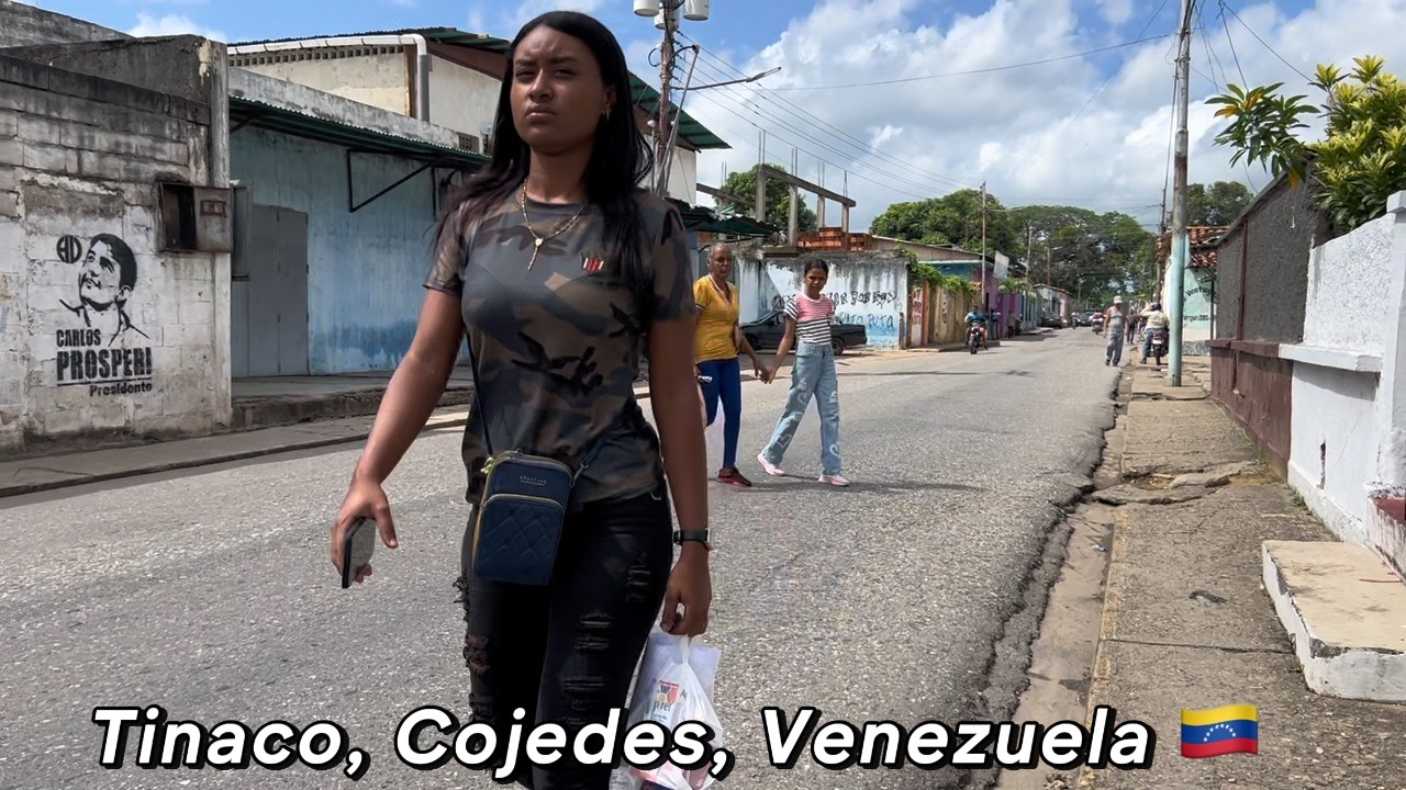 🇻🇪 Never seen before COJEDES, Walking in TINACO 