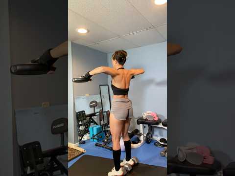 👉🏻แขนไหล่ ลดพุง ก้นเฟิร์ม กระชับขา #Core #Arms #slimlegs #bootyworkout #slimwaist