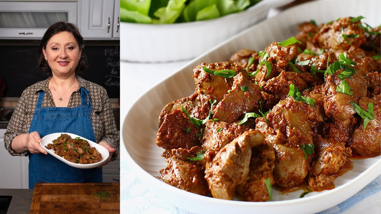 Prânz complet în 20 de minute - ficăței de pui cu usturoi, piure și salată, în același timp! 