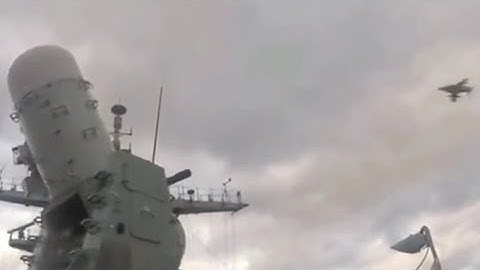 Oh hey look a civilian airliner