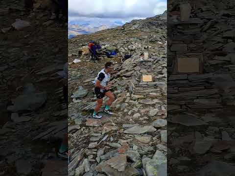 Tor des Géants: Franco Collé comanda al col de la Crosatie seguito da Corneliu Buliga, Florian Grasel e Jiajiu Zhao