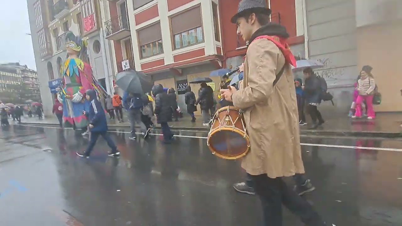 Pasacalles Finales de los Gigantes de Tolosa en Zaldunita Bezpera | 10 de febrero de 2024