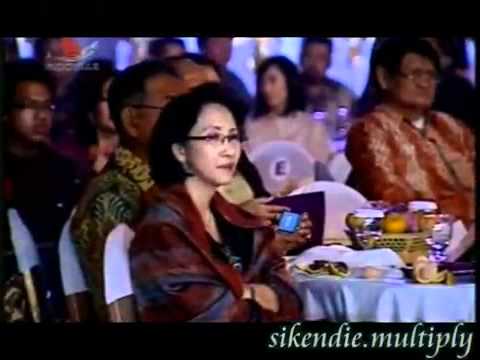 YouTube - Euis Darliah - Apanya Dong.flv
