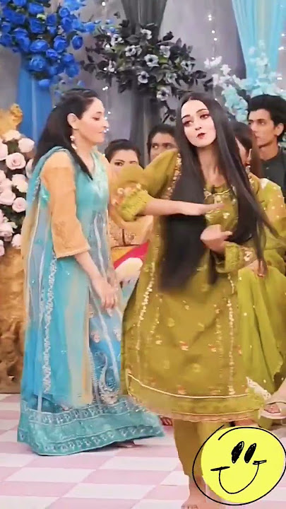 batiyan bujhai rakhdi #shorts #viralgirl #trending #pakistani #ayesha #pakistanigirl #pakistaniviral