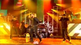 Usher - Love In This Club (Live)