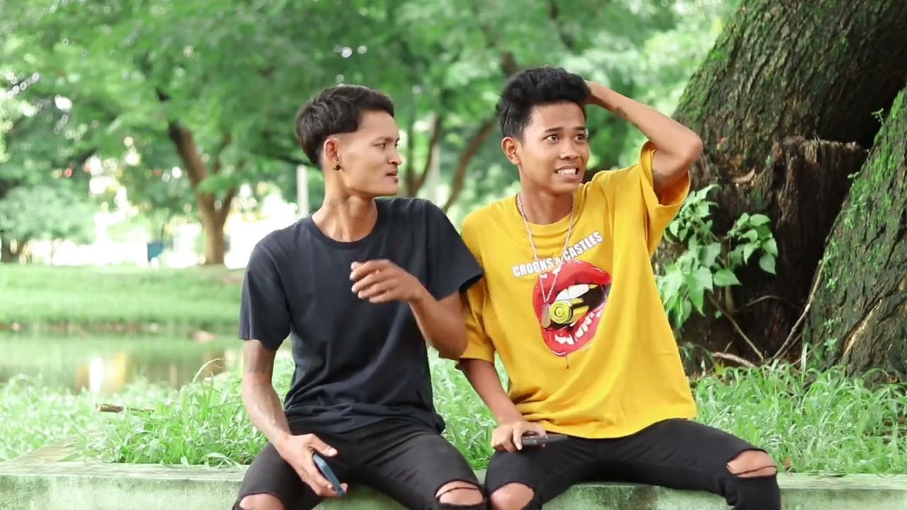 မဟုတ်တာတခုခုလုပ်တော့မရ်ဆိုတာနဲ့သူရောက်လာတာပဲ😓