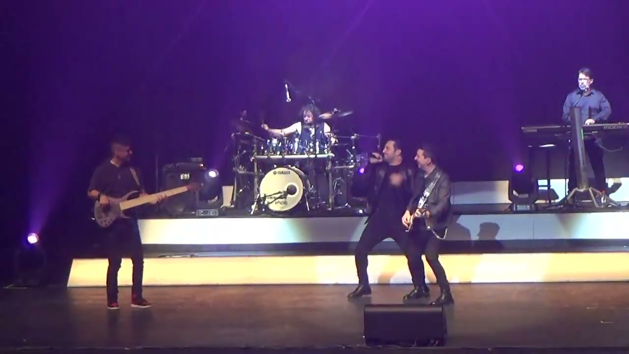 Cerca de mi piel - David Bustamante   26-03-22  Santander