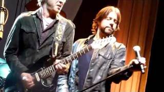 Video voorbeeld van "Kenny Wayne Shepherd Band - Never Lookin' Back - Koko London 7 Nov 2011"