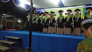 Penampilan wisuda lagu sayur Nara