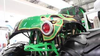 Da Agritechnica il gigantesco Monster Truck del team Grave Digger