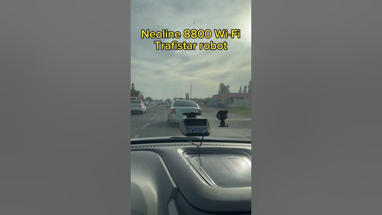 Trafistar robot Neoline 8800 Wi-Fi - YouTube