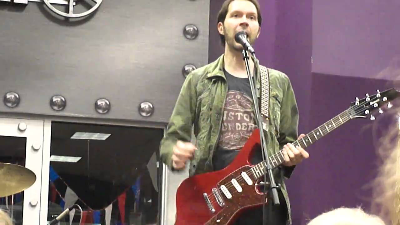 Paul Gilbert Two Types of Guitarists YouTube