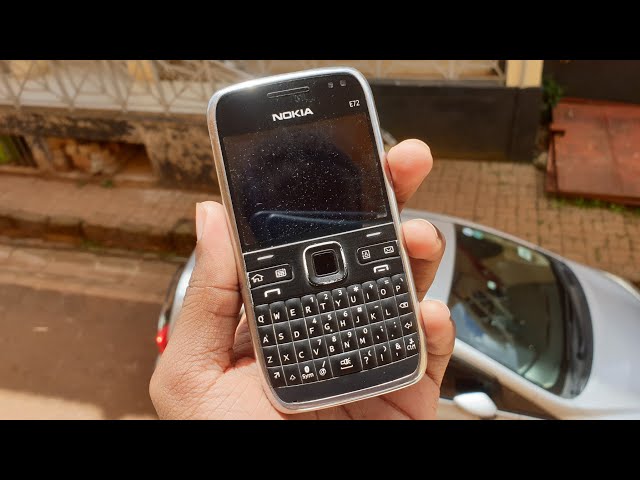 Is The Nokia E72 Worth Buying In 2026? - YouTube