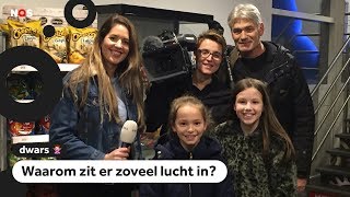 Dwars: Jikke en Mikki balen van halflege chipszakjes