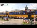 Spoorwegovergang zenderen 4k  dutch railroad crossing