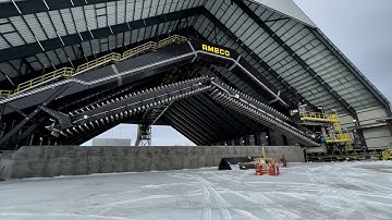 AMECO Group - Portal Reclaimer for Sulphur: Front view wide shot