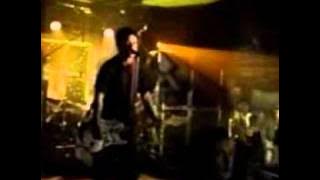 Download lagu Green Day - Redundant Live