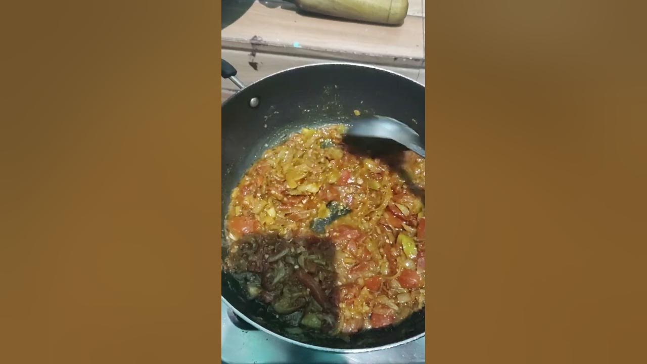 Kyuo kandoli (luffa) ki dogri style dish - YouTube