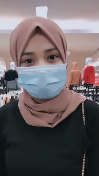 STORY WA - IG BELI BAJU LEBARAN BARENG CEWE