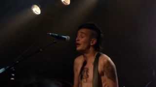 Robbers (Live in Seattle) - The 1975