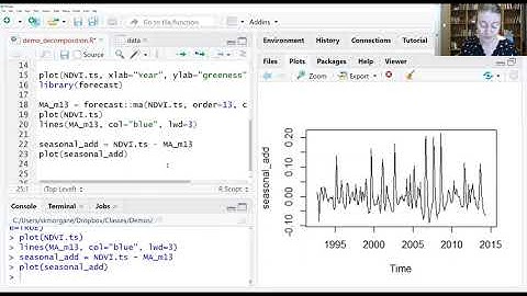 Multiplicative vs. additive time series decomposition in R