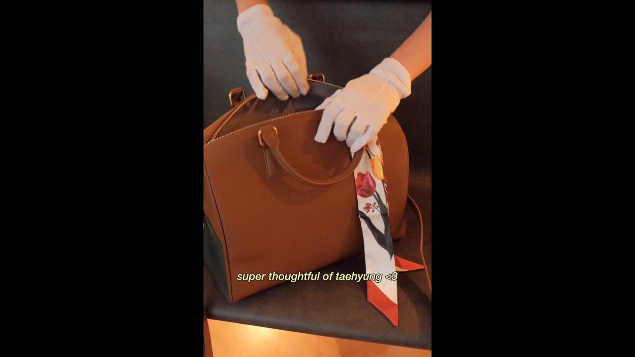 Unboxing BTS V’s self-designed merch- MUTE BOSTON BAG from the Artist