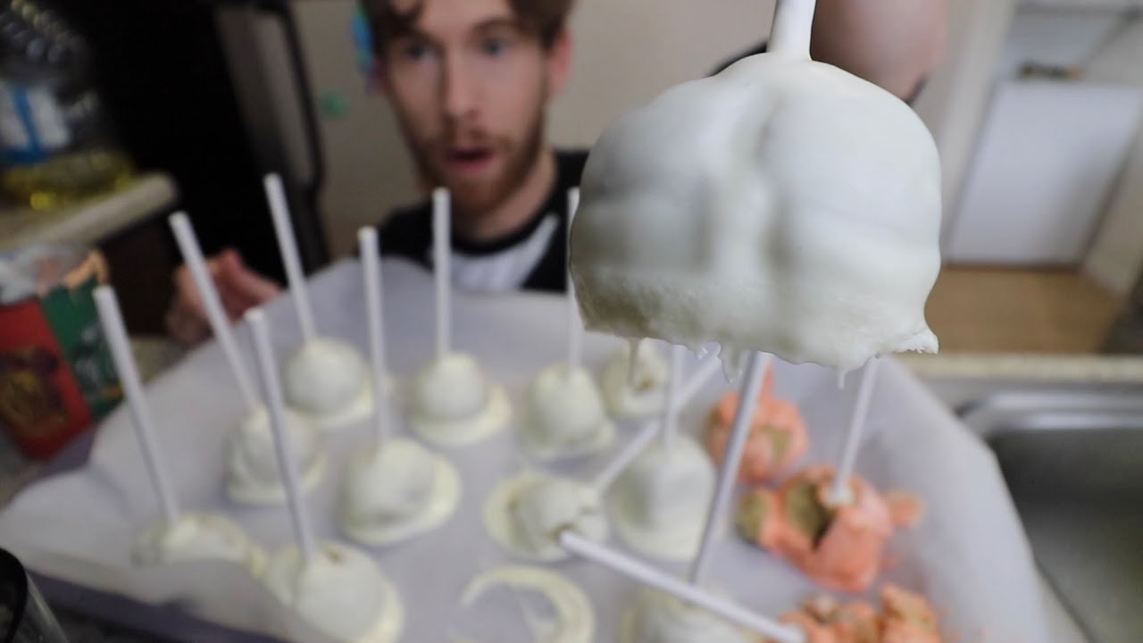 ПЫТАЮСЬ СДЕЛАТЬ КЕЙК-ПОПСЫ НА ХЭЛЛОУИН!