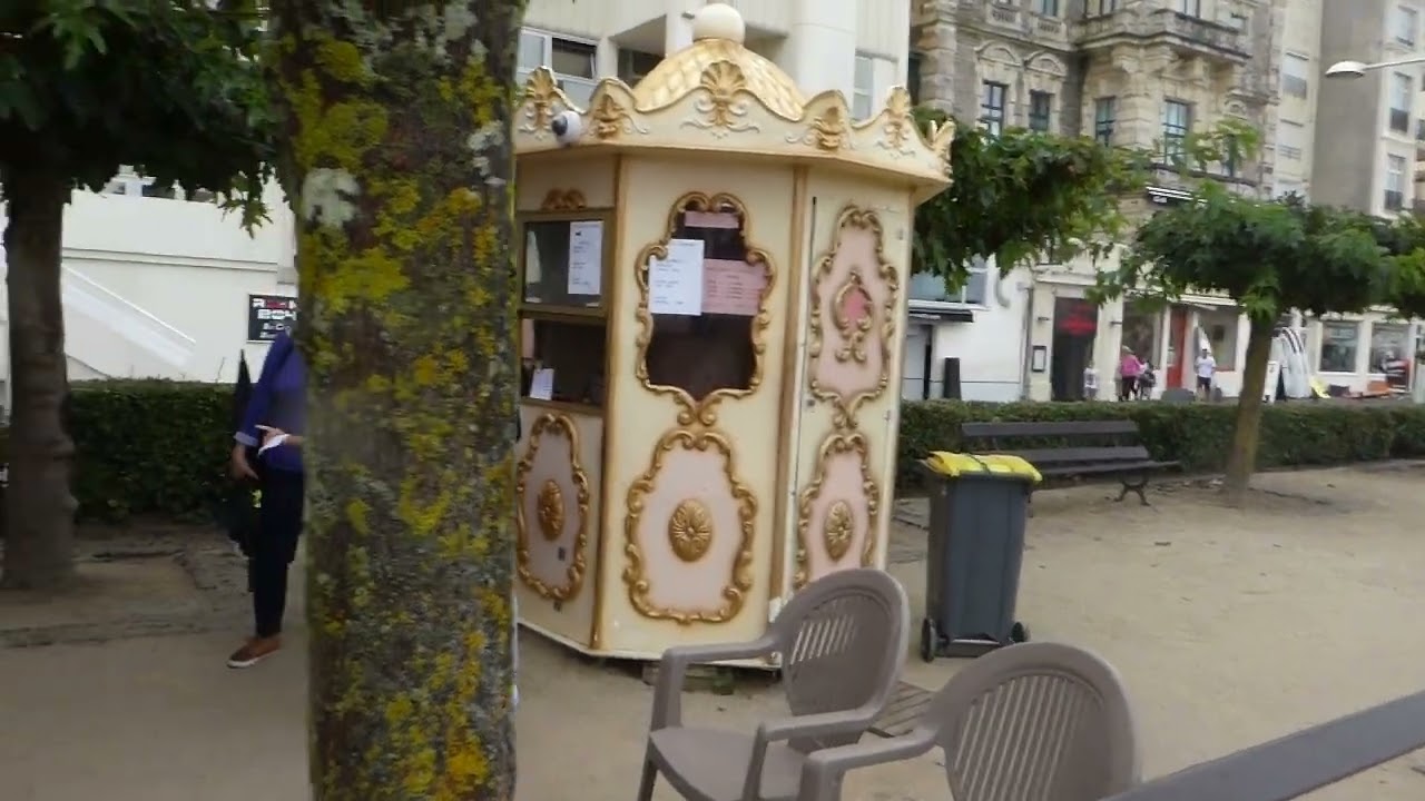 Zara Moon 2 months 4 days - Abou or Aboo, the baby god