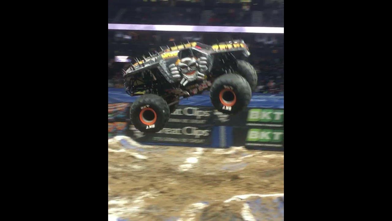 MONSTER TRUCK SOUNDS AWESOME #short #shorts #shortvideo #truck #trucks