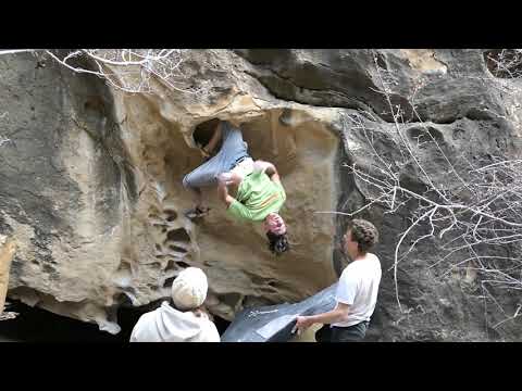 Beta Video for climb Tube Snake Boogie v7, Joe's Valley