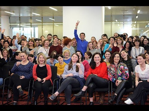 პაპუნა უგრეხელიძის გამომშვიდობება თანამშრომლებთან