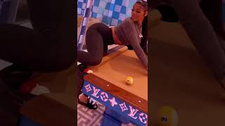 Fivio Foreign Main Chick Young Money Artist Mellow Rackz Twerking On A Pool Table